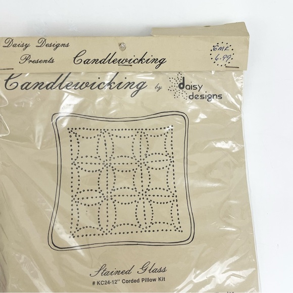 Vintage Candlewickery Needlecraft Embroidery Craft Stained Glass Pillow Case Kit - Picture 3 of 6